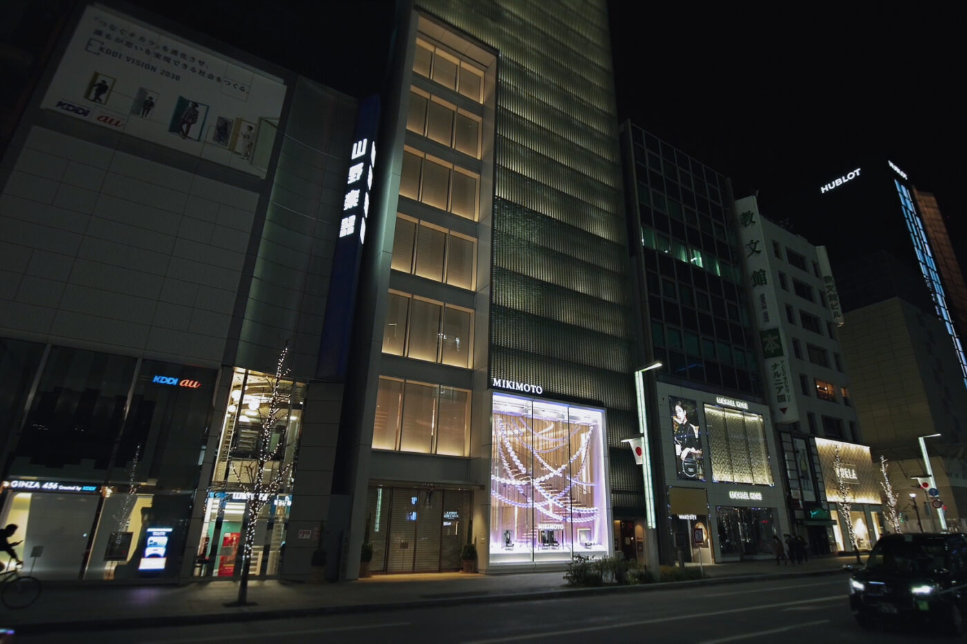 MIKIMOTO Ginza Holiday Window Display 2022(5)