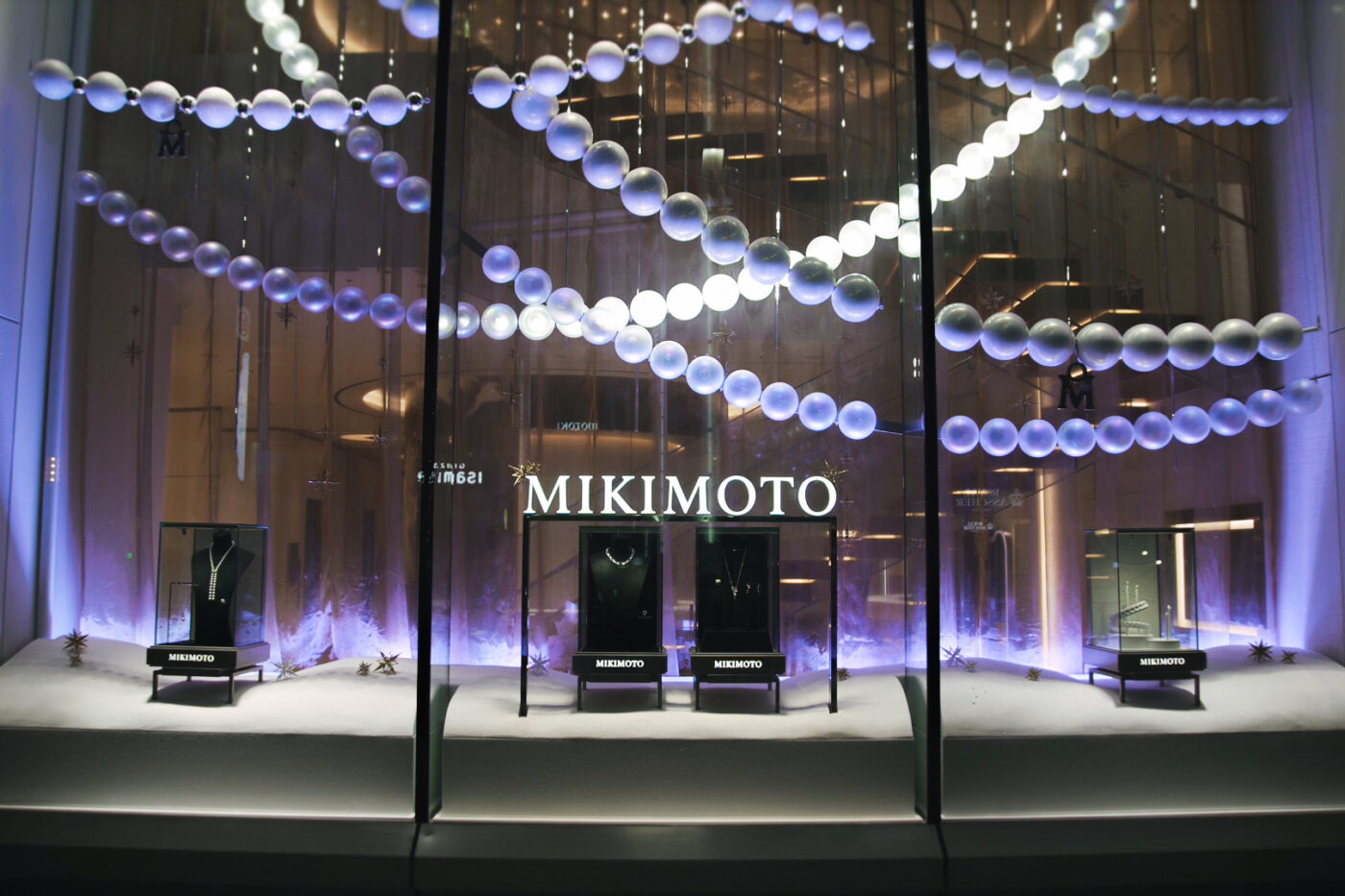 MIKIMOTO Ginza Holiday Window Display 2022(3)