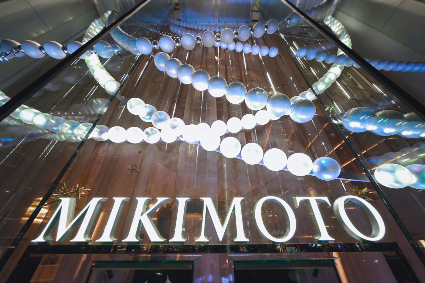 MIKIMOTO Ginza Holiday Window Display 2022(9)