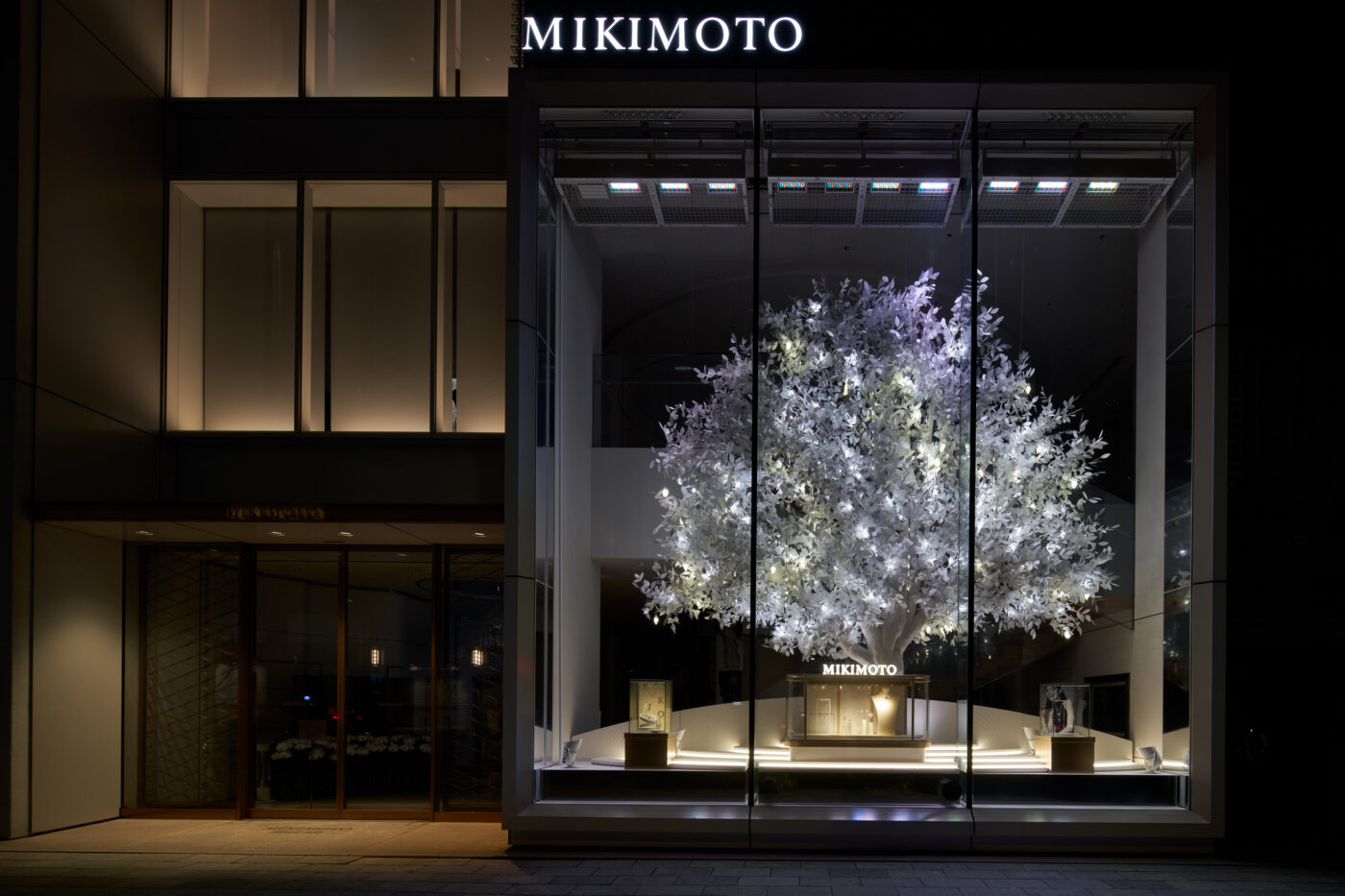 MIKIMOTO Ginza Holiday Window Display 2023(6)